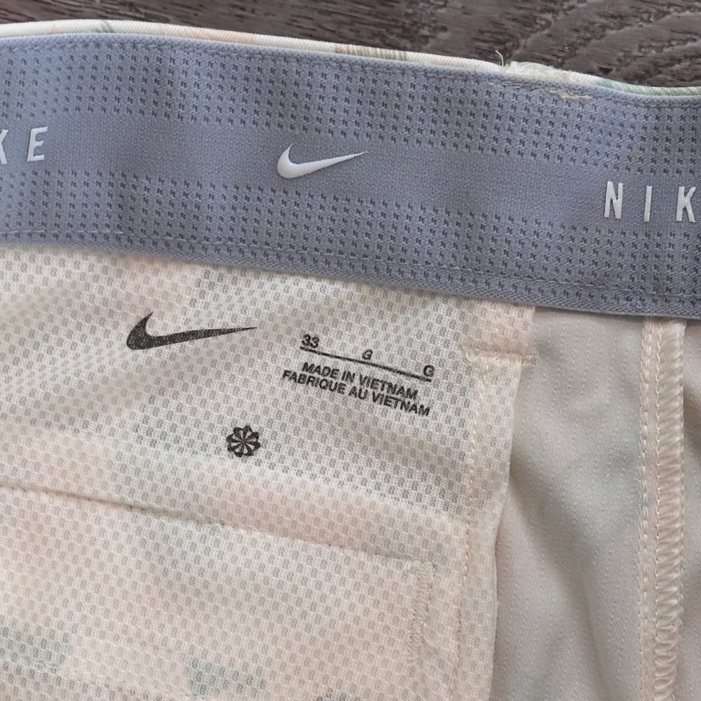 Nike Golf Shorts Mens 33 Abstract Pattern FD5725-113 New Preppy Casual Athletic - Picture 3 of 8